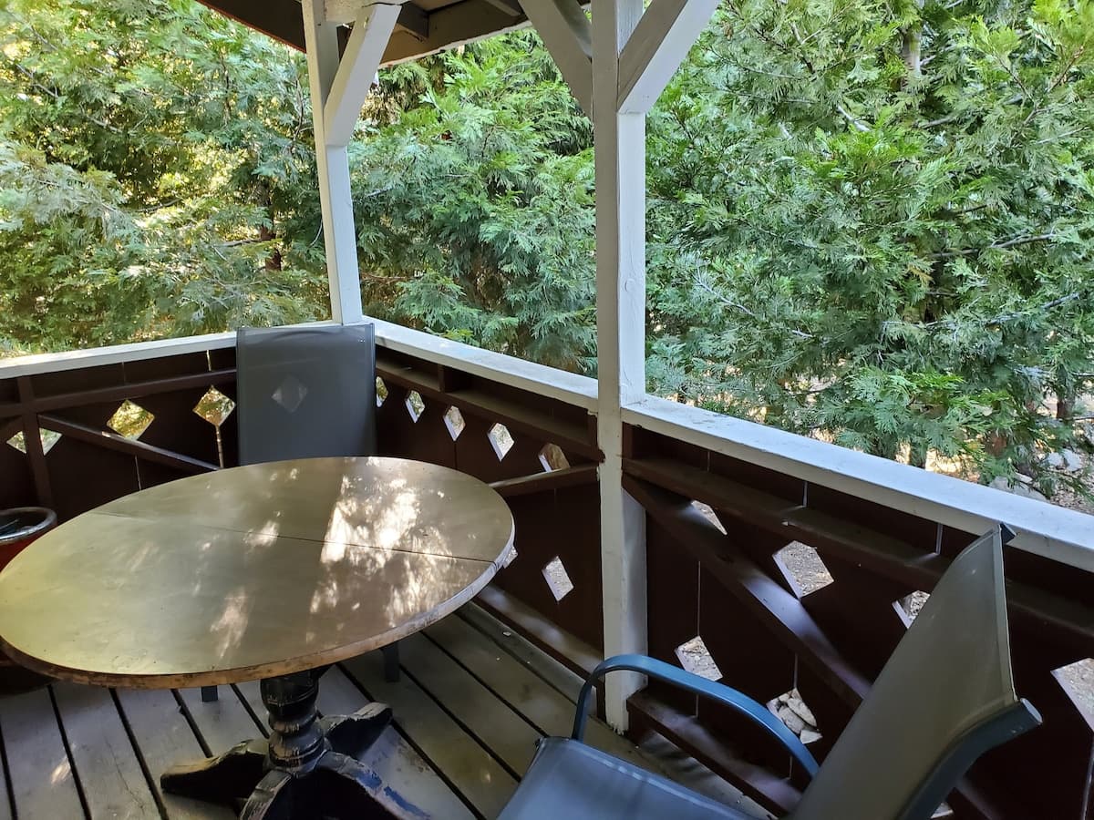 The Forest Perch cabin at the Twin Peaks Lodge